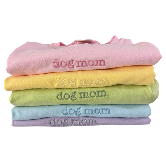 Dog Mom | Embroidered T-Shirt